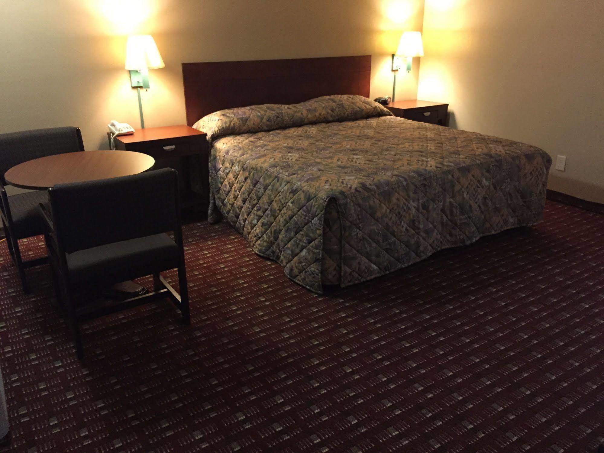Executive Inn And Suites Dyersburg エクステリア 写真